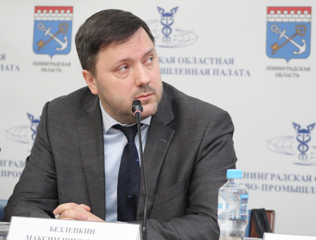 Максим Безлепкин, руководитель департамента маркетинга ИПП, модератор встречи.